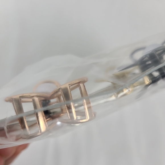 NEW Natasha Hair Clips 4-Pack Metal Jaw Clips,  Gold, Rose Gold, Silver, Pearl. - Picture 4 of 4